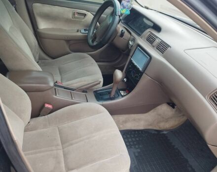 Черный Тойота Камри, объемом двигателя 2.2 л и пробегом 300 тыс. км за 2500 $, фото 6 на Automoto.ua