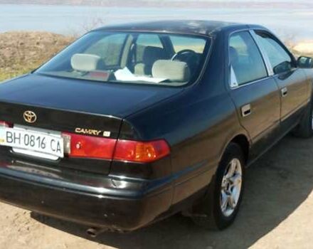 Черный Тойота Камри, объемом двигателя 2.2 л и пробегом 330 тыс. км за 3300 $, фото 2 на Automoto.ua