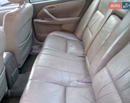 Черный Тойота Камри, объемом двигателя 2.2 л и пробегом 350 тыс. км за 3000 $, фото 9 на Automoto.ua