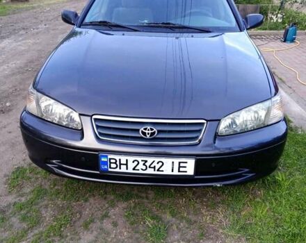 Черный Тойота Камри, объемом двигателя 2.2 л и пробегом 185 тыс. км за 4400 $, фото 2 на Automoto.ua