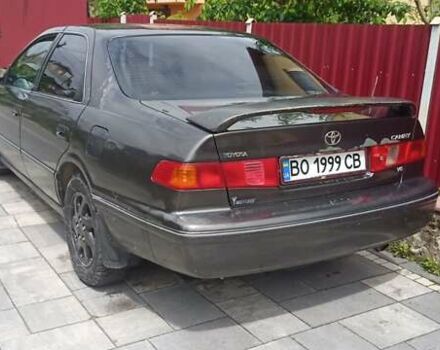 Чорний Тойота Камрі, об'ємом двигуна 3 л та пробігом 333 тис. км за 2850 $, фото 1 на Automoto.ua