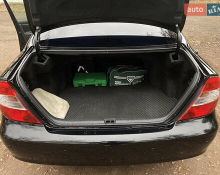 Чорний Тойота Камрі, об'ємом двигуна 2.4 л та пробігом 201 тис. км за 6999 $, фото 20 на Automoto.ua