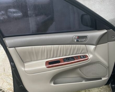 Черный Тойота Камри, объемом двигателя 3 л и пробегом 200 тыс. км за 6000 $, фото 4 на Automoto.ua