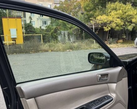 Черный Тойота Камри, объемом двигателя 2.4 л и пробегом 180 тыс. км за 6000 $, фото 13 на Automoto.ua