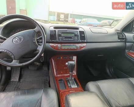 Черный Тойота Камри, объемом двигателя 3 л и пробегом 210 тыс. км за 7200 $, фото 10 на Automoto.ua