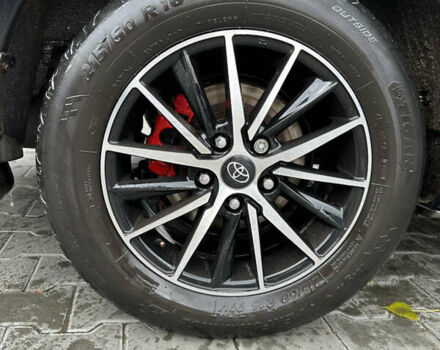 Чорний Тойота Камрі, об'ємом двигуна 2.4 л та пробігом 292 тис. км за 5350 $, фото 8 на Automoto.ua