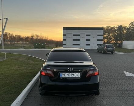 Чорний Тойота Камрі, об'ємом двигуна 2.4 л та пробігом 250 тис. км за 8700 $, фото 1 на Automoto.ua