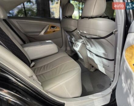 Тойота Камри 2006 в Хмельницком на Automoto.ua Черный Тойота Камри, объемом двигателя 2.36 л и пробегом 340 тыс. км за 8499 $, фото 24 на Automoto.ua