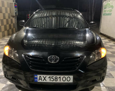 Черный Тойота Камри, объемом двигателя 3.5 л и пробегом 325 тыс. км за 7999 $, фото 67 на Automoto.ua