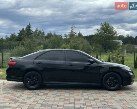 Черный Тойота Камри, объемом двигателя 3.46 л и пробегом 287 тыс. км за 7700 $, фото 4 на Automoto.ua