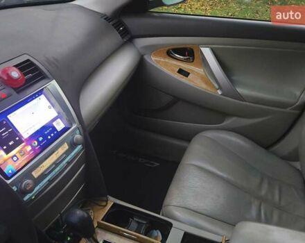 Черный Тойота Камри, объемом двигателя 2.36 л и пробегом 230 тыс. км за 10000 $, фото 15 на Automoto.ua