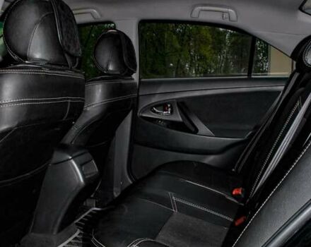 Черный Тойота Камри, объемом двигателя 2.4 л и пробегом 235 тыс. км за 8000 $, фото 24 на Automoto.ua