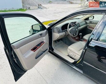 Черный Тойота Камри, объемом двигателя 3 л и пробегом 195 тыс. км за 6900 $, фото 7 на Automoto.ua
