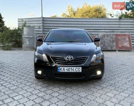 Черный Тойота Камри, объемом двигателя 3.5 л и пробегом 300 тыс. км за 7500 $, фото 9 на Automoto.ua