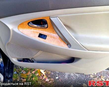 Тойота Камри 2006 в Киеве на Automoto.ua Черный Тойота Камри, объемом двигателя 3.5 л и пробегом 300 тыс. км за 3500 $, фото 12 на Automoto.ua