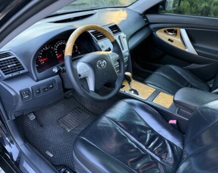Черный Тойота Камри, объемом двигателя 3.5 л и пробегом 245 тыс. км за 7500 $, фото 11 на Automoto.ua