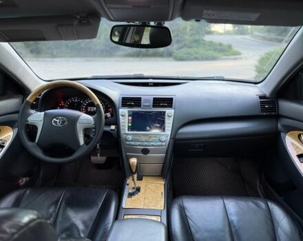 Черный Тойота Камри, объемом двигателя 3.5 л и пробегом 245 тыс. км за 7500 $, фото 16 на Automoto.ua