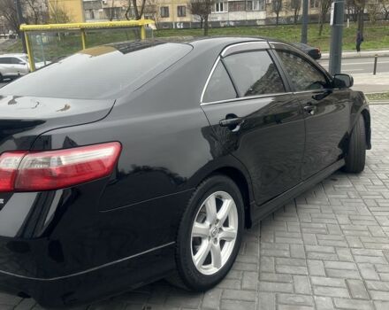 Черный Тойота Камри, объемом двигателя 2.4 л и пробегом 184 тыс. км за 8500 $, фото 3 на Automoto.ua