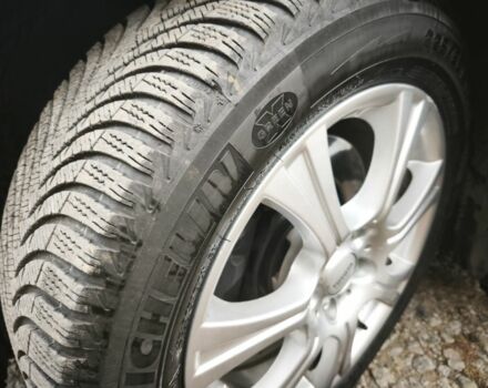 Черный Тойота Камри, объемом двигателя 3.5 л и пробегом 325 тыс. км за 7200 $, фото 7 на Automoto.ua