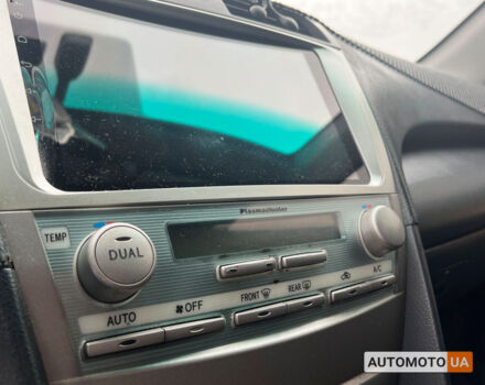 Черный Тойота Камри, объемом двигателя 2.4 л и пробегом 384 тыс. км за 9200 $, фото 17 на Automoto.ua