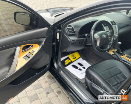 Черный Тойота Камри, объемом двигателя 2.4 л и пробегом 384 тыс. км за 9200 $, фото 8 на Automoto.ua