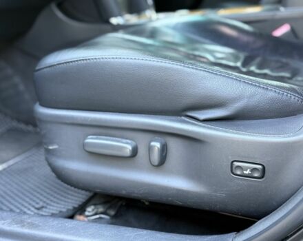 Черный Тойота Камри, объемом двигателя 3.5 л и пробегом 245 тыс. км за 7500 $, фото 12 на Automoto.ua