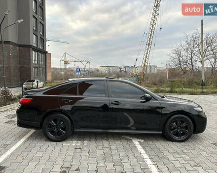 Черный Тойота Камри, объемом двигателя 3.5 л и пробегом 288 тыс. км за 8200 $, фото 5 на Automoto.ua