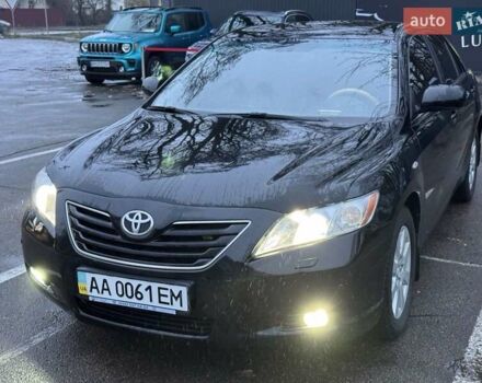 Черный Тойота Камри, объемом двигателя 3.5 л и пробегом 451 тыс. км за 8000 $, фото 1 на Automoto.ua