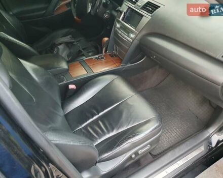 Черный Тойота Камри, объемом двигателя 3.46 л и пробегом 263 тыс. км за 13999 $, фото 18 на Automoto.ua