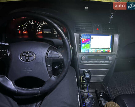 Черный Тойота Камри, объемом двигателя 3.5 л и пробегом 340 тыс. км за 8000 $, фото 7 на Automoto.ua