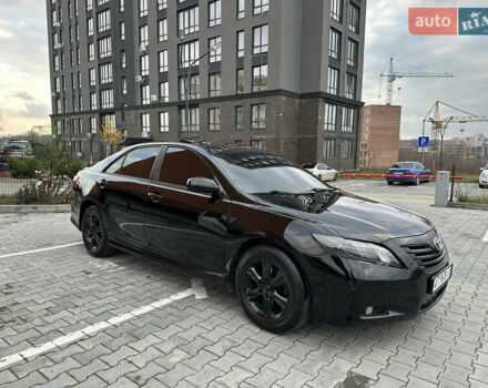 Черный Тойота Камри, объемом двигателя 3.5 л и пробегом 288 тыс. км за 8200 $, фото 6 на Automoto.ua