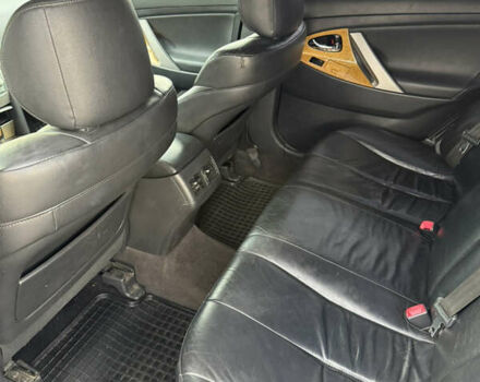 Чорний Тойота Камрі, об'ємом двигуна 3.46 л та пробігом 245 тис. км за 8699 $, фото 6 на Automoto.ua