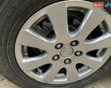 Черный Тойота Камри, объемом двигателя 3.5 л и пробегом 325 тыс. км за 7999 $, фото 27 на Automoto.ua