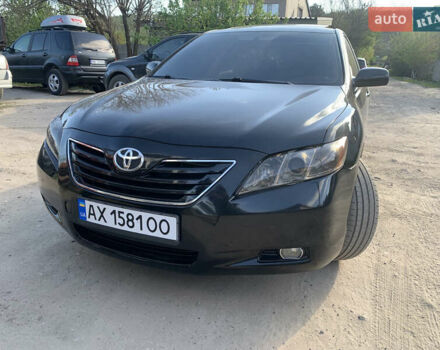 Черный Тойота Камри, объемом двигателя 3.5 л и пробегом 325 тыс. км за 7999 $, фото 3 на Automoto.ua
