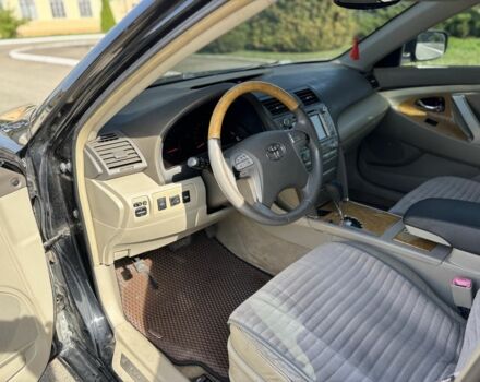 Черный Тойота Камри, объемом двигателя 3.5 л и пробегом 320 тыс. км за 6350 $, фото 10 на Automoto.ua