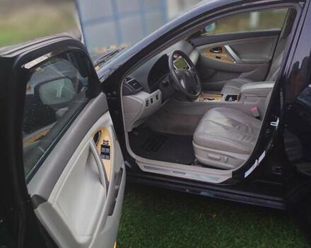 Черный Тойота Камри, объемом двигателя 2.36 л и пробегом 230 тыс. км за 10000 $, фото 7 на Automoto.ua