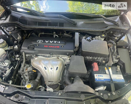 Черный Тойота Камри, объемом двигателя 2.4 л и пробегом 253 тыс. км за 7499 $, фото 7 на Automoto.ua
