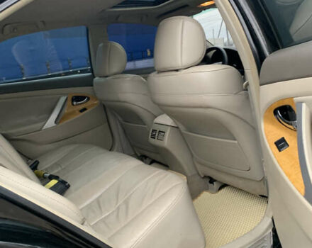 Черный Тойота Камри, объемом двигателя 3.5 л и пробегом 325 тыс. км за 7999 $, фото 46 на Automoto.ua
