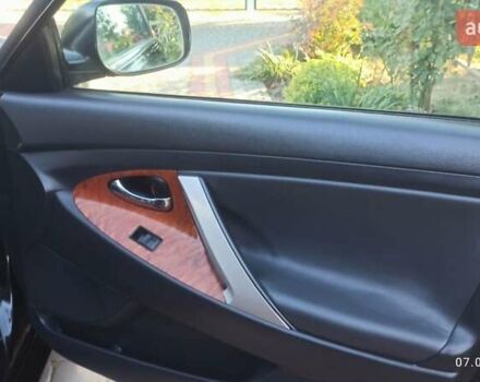 Чорний Тойота Камрі, об'ємом двигуна 2.36 л та пробігом 249 тис. км за 8150 $, фото 8 на Automoto.ua