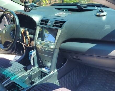 Черный Тойота Камри, объемом двигателя 3.5 л и пробегом 300 тыс. км за 7500 $, фото 9 на Automoto.ua