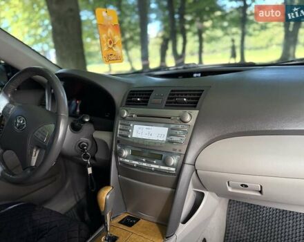 Тойота Камри 2006 в Хмельницком на Automoto.ua Черный Тойота Камри, объемом двигателя 2.36 л и пробегом 340 тыс. км за 8499 $, фото 25 на Automoto.ua