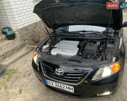 Черный Тойота Камри, объемом двигателя 3.5 л и пробегом 325 тыс. км за 7999 $, фото 29 на Automoto.ua