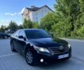 Чорний Тойота Камрі, об'ємом двигуна 2.4 л та пробігом 400 тис. км за 5500 $, фото 1 на Automoto.ua