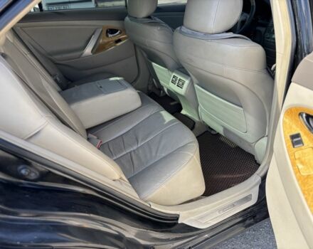 Черный Тойота Камри, объемом двигателя 3.5 л и пробегом 320 тыс. км за 6350 $, фото 9 на Automoto.ua