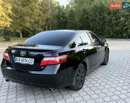 Черный Тойота Камри, объемом двигателя 3.5 л и пробегом 300 тыс. км за 7500 $, фото 6 на Automoto.ua
