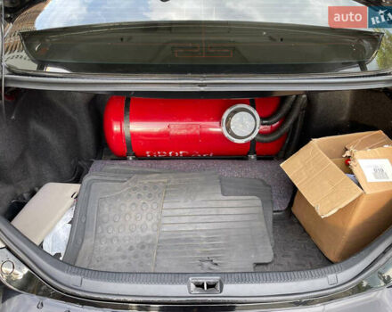 Черный Тойота Камри, объемом двигателя 3.5 л и пробегом 240 тыс. км за 8000 $, фото 9 на Automoto.ua