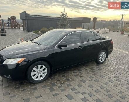 Чорний Тойота Камрі, об'ємом двигуна 3.5 л та пробігом 268 тис. км за 8400 $, фото 1 на Automoto.ua