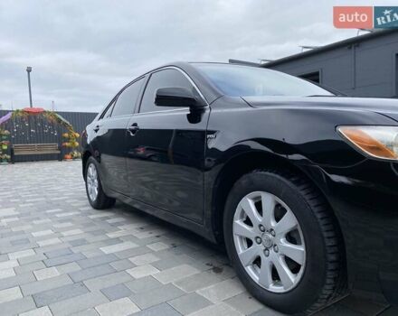 Чорний Тойота Камрі, об'ємом двигуна 3.46 л та пробігом 336 тис. км за 8900 $, фото 2 на Automoto.ua