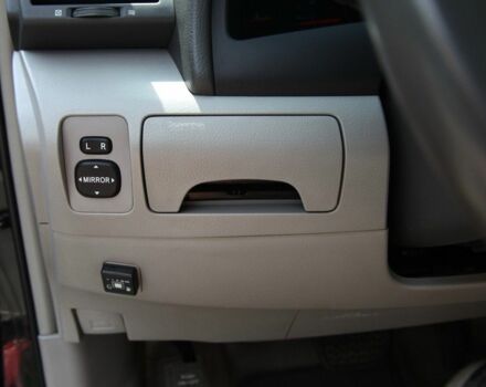 Чорний Тойота Камрі, об'ємом двигуна 3.5 л та пробігом 336 тис. км за 8300 $, фото 13 на Automoto.ua