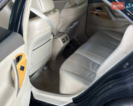 Чорний Тойота Камрі, об'ємом двигуна 2.4 л та пробігом 140 тис. км за 7999 $, фото 8 на Automoto.ua